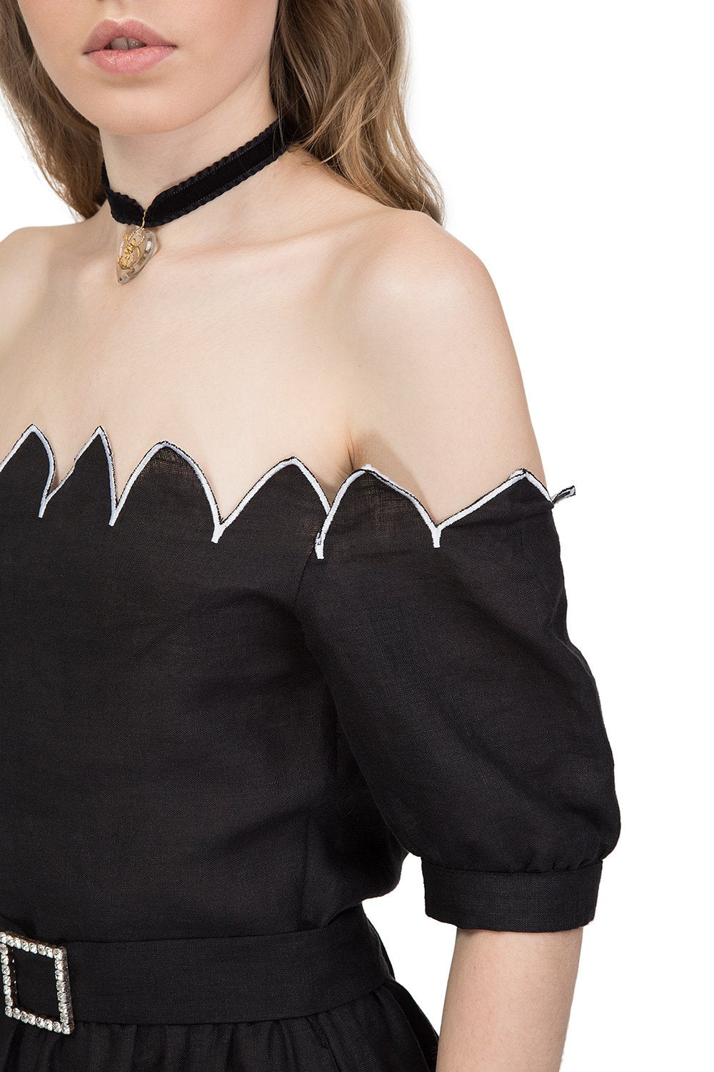 "Venus" dress with sleeves