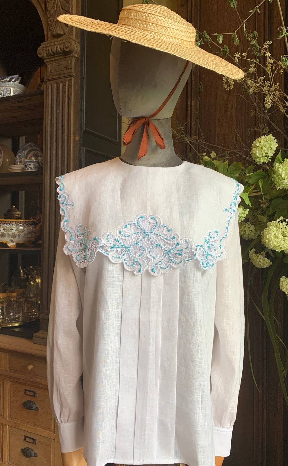 Richelieu Linen Beaded Blouse