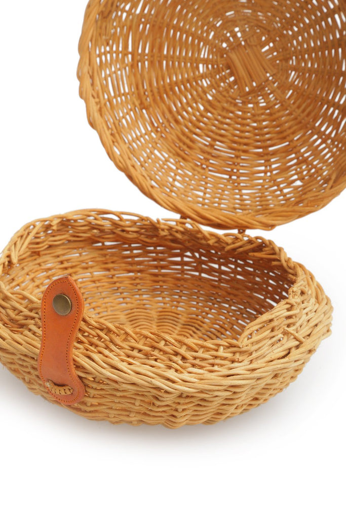 Wicker shoulder bag